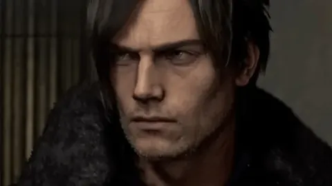 C罗获中东地区最佳球员引发争议，对曼联忠诚依旧：争议非教练责任所在