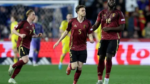 大乐透期号专家质合分析推荐，前区十码4场全胜积分榜次席战国门